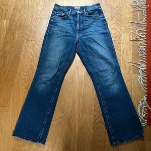 Mother jeans, Ripper style, soft and high waisted.